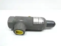 CONSOLIDATED DRESSER 1970C-2 STEEL THREADED RELIEF VALVE 1" X 1-1/2" NPT 140PSI