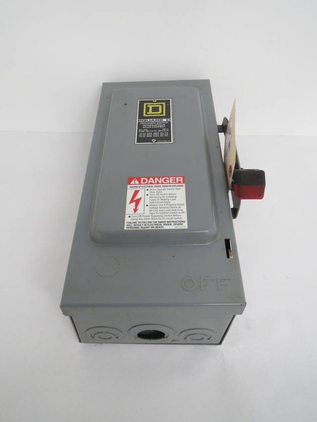 SQUARE D H361 SAFETY 30A AMP 600V-AC 3P FUSIBLE DISCONNECT SWITCH B442220