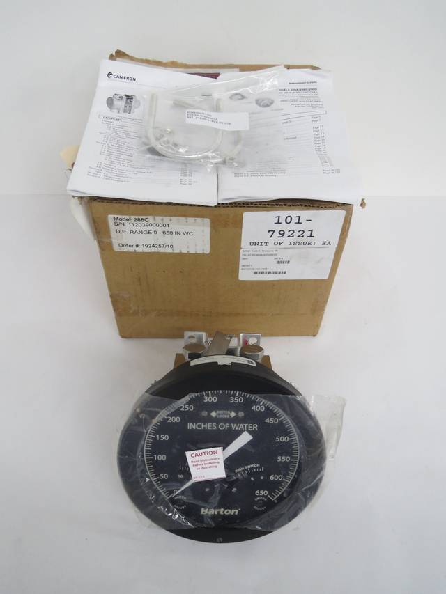 BARTON 288C CAMERON DIFFERENTIAL 0650INH2O 71/2 IN PRESSURE GAUGE