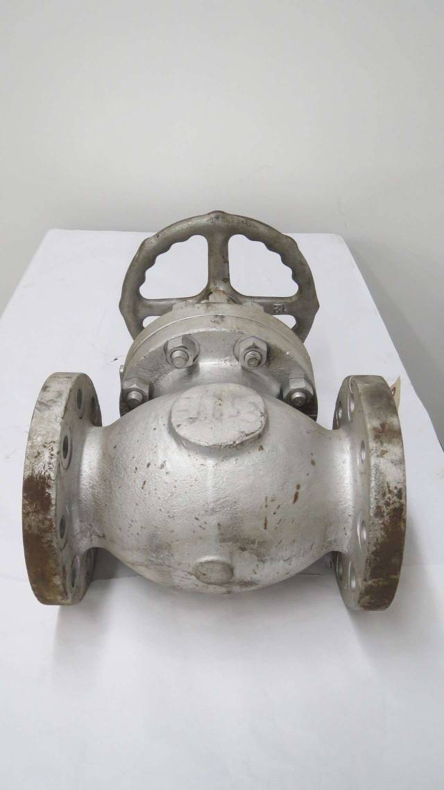 VELAN F121074C02TY 4 IN 300 STEEL FLANGED GLOBE VALVE B457187