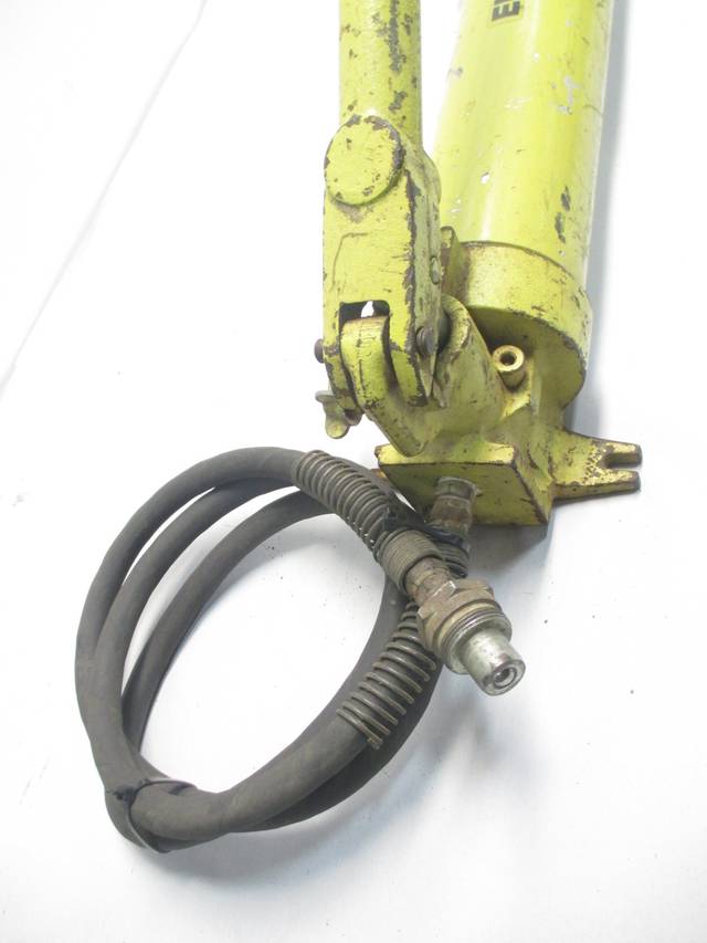 ENERPAC P80 MANUAL HYDRAULIC HAND PUMP 10000 PSI D464158