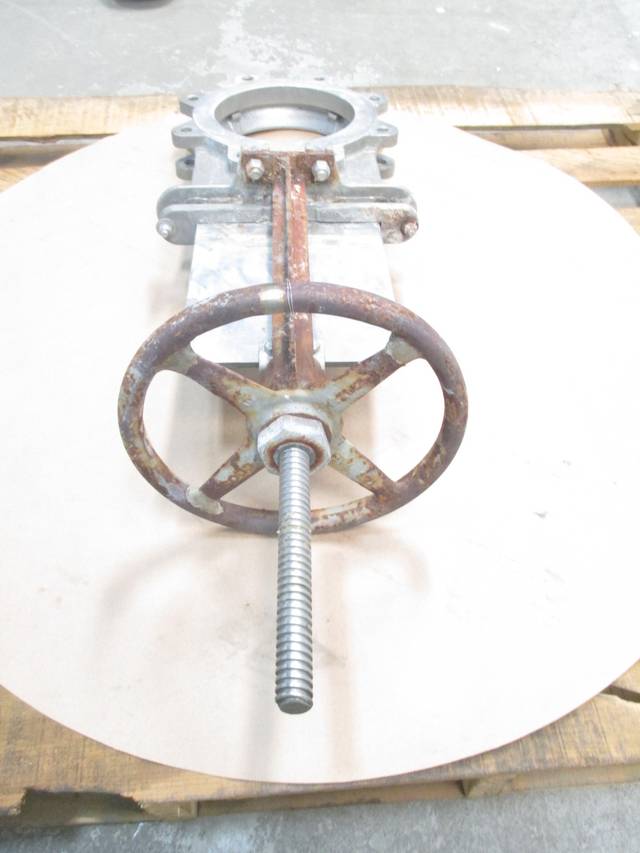 ROVALVE 8 IN STAINLESS FLANGED KNIFE GATE VALVE D468499