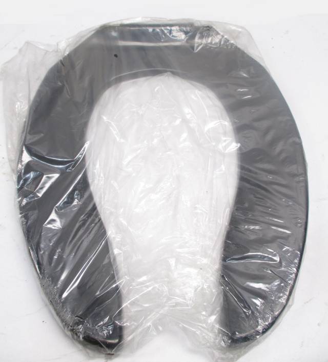 OLSONITE 10 ELONGATED BLACK INDUSTRIAL TOILET SEAT D495893