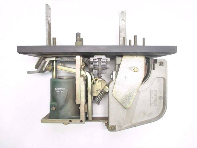 GENERAL ELECTRIC GE IC2800124A3 120V-DC 900A AMP DC CONTACTOR D497811