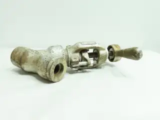 ROCKWELL-EDWARD 9624 MANUAL SOCKET WELD GLOBE VALVE 1-1/2IN 2500