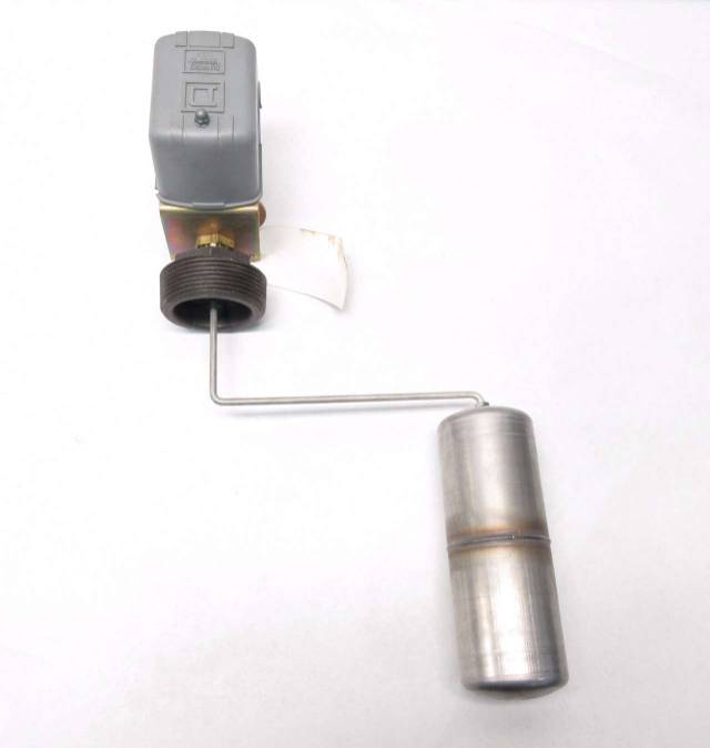 SQUARE D 9037 HG32 PUMPTROL CLOSED TANK LIQUID LEVEL FLOAT SWITCH 460V