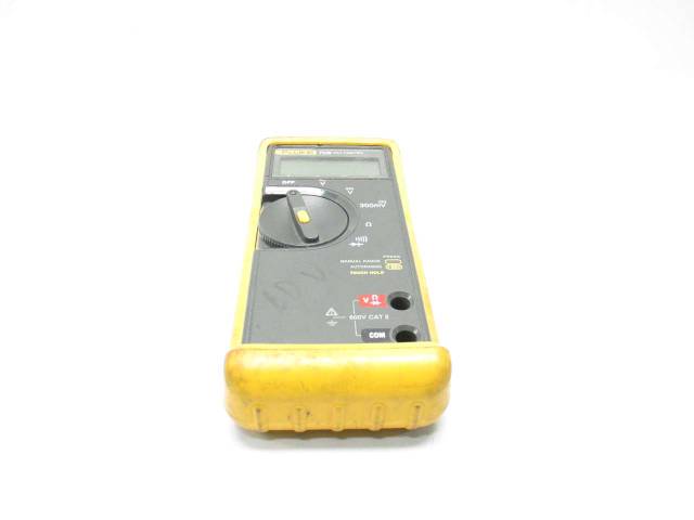 FLUKE 70 III MULTIMETER W/ CASE AND LEADS D509985