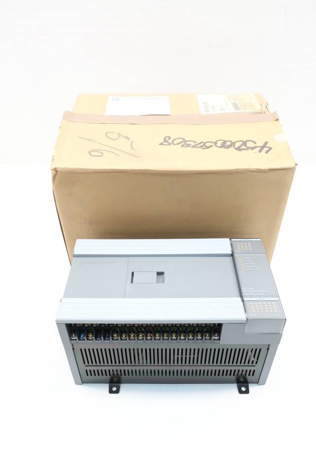 ALLEN BRADLEY 1747-L40B SLC 500 PROCESSOR UNIT I/O MODULE SER B