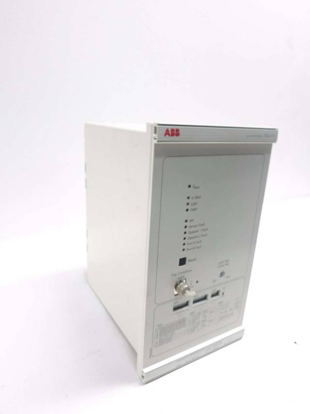 ABB 1MRS090416AAA REA 101 ARC PROTECTION RELAY 110240VAC D516645