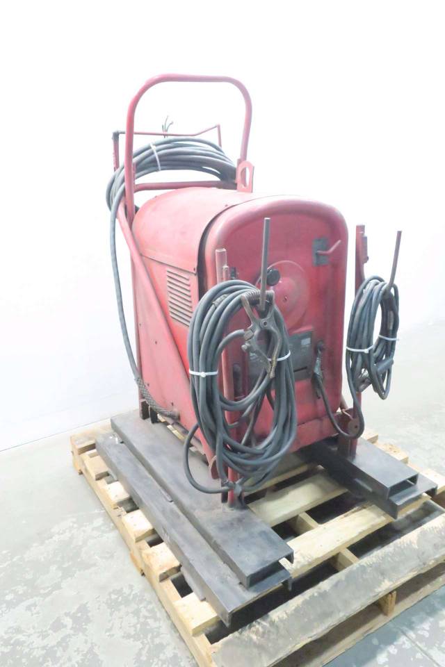 LINCOLN ELECTRIC 250250 IDEALARC 250 230/460VAC STICK WELDER D548679