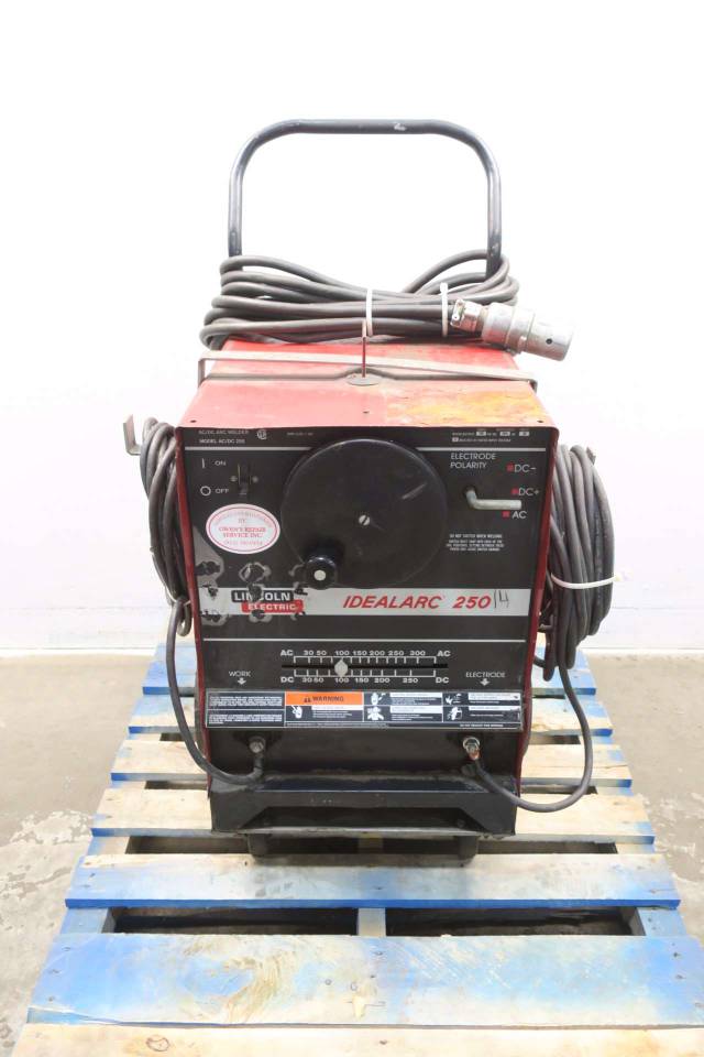 LINCOLN ELECTRIC AC/DC 250 IDEALARC 250 230/460VAC STICK WELDER D568901