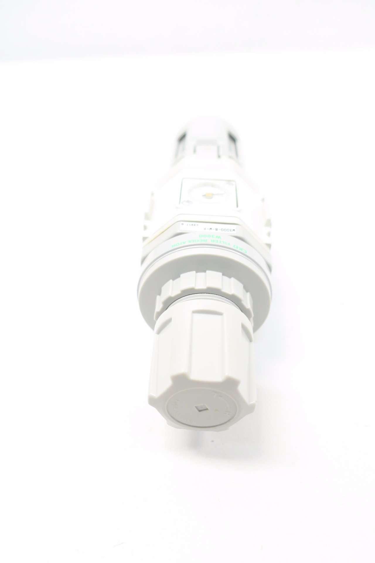 ゲンテン公式 CKD フィルタレギュレータ 白色シリーズ W4000-8N-W