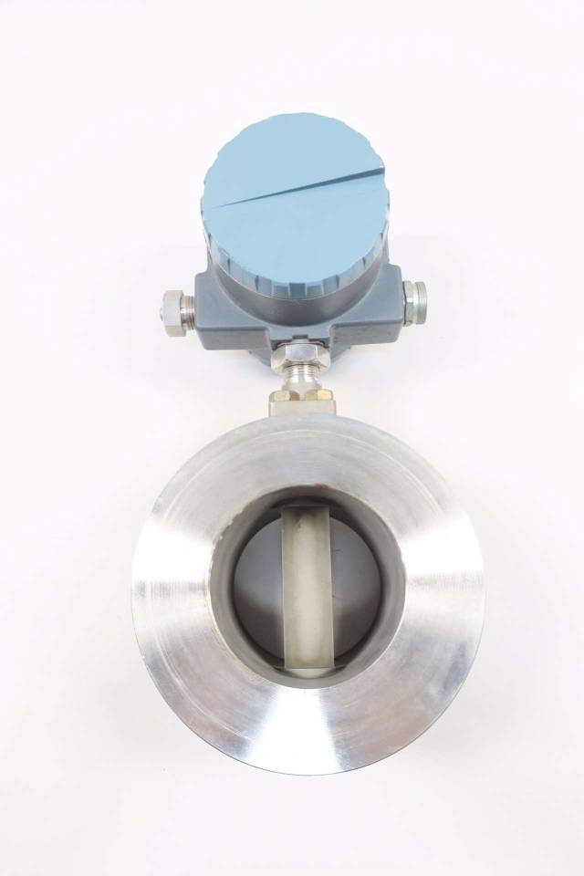 FOXBORO E83WA04S1STFDZ VORTEX FLOW METER 10.550VDC 0325GPM D577353