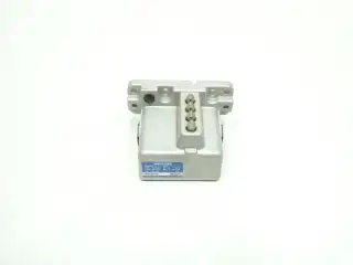 YAMATAKE LDVS-5404S LIMIT SWITCH 250V-AC 30V-DC