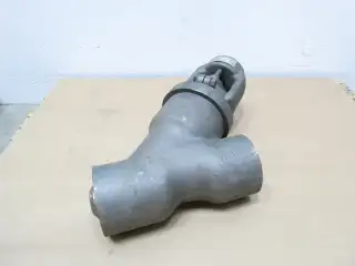 ROCKWELL-EDWARD 96228F22 2 STEEL BUTT WELD GLOBE VALVE 2IN