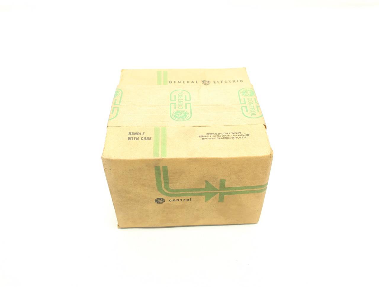 General Electric GE CR208XT204A 1PH 240/480V-AC 120V-AC Transformer R691144 General Electric GE CR208XT204A 1PH 240/480V-AC 120V-AC Transformer R691144