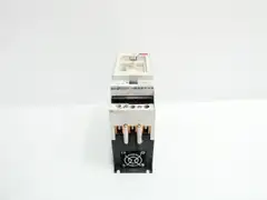 CUTLER HAMMER S801N37N3S SOFT STARTER 24V-DC 37A AMP 25HP