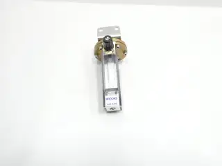 BROOKS 1350GBK3EAJQ5AAA VARIABLE AREA FLOW METER 2.5-12SCFH