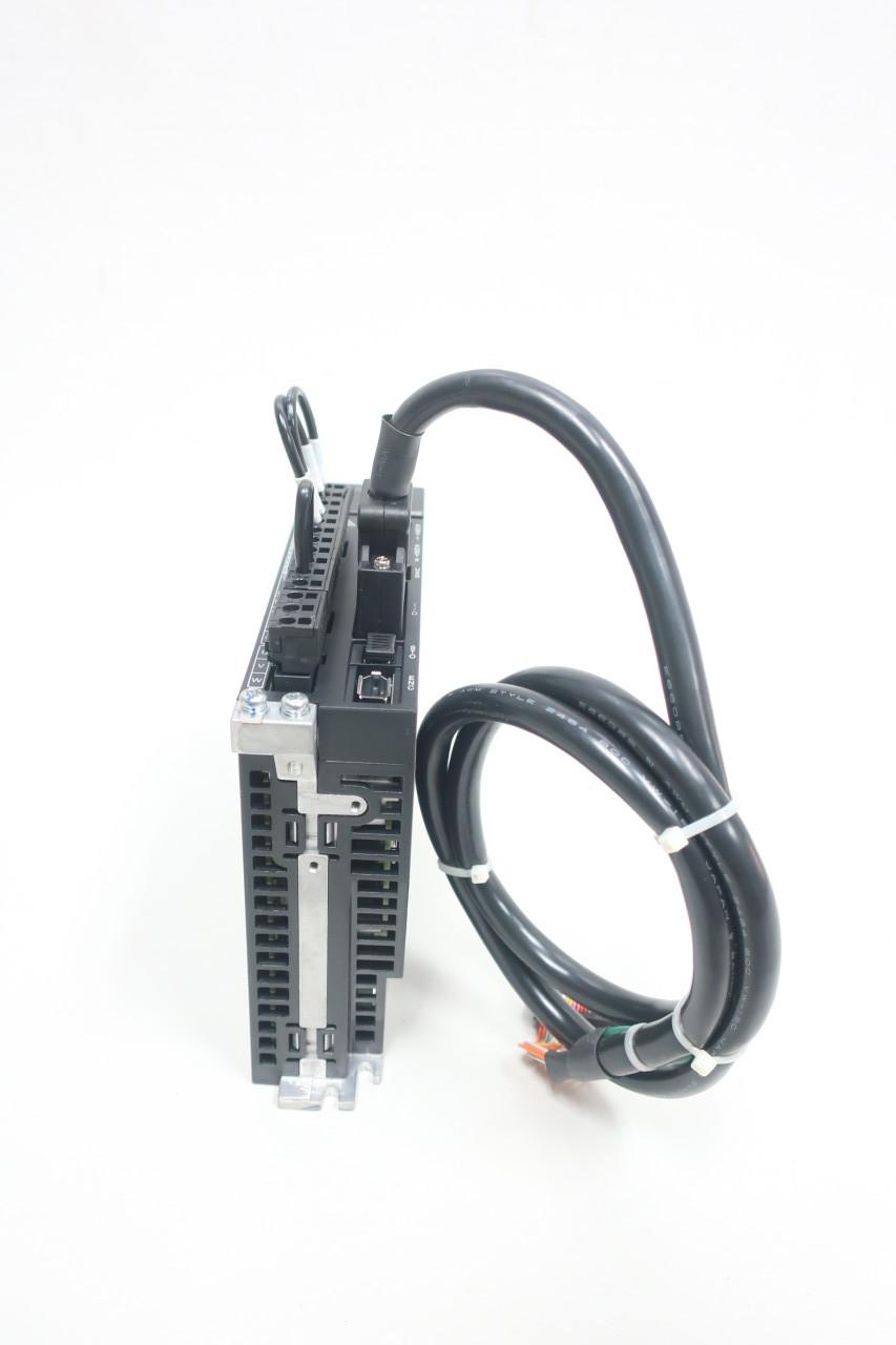 KEYENCE SV2-020L2 AC SERVO MOTOR ACサーボシステム SVシリーズ