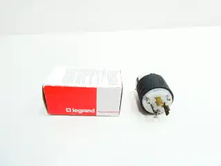 PASS SEYMOUR L720-P TURNLOK PLUG 2P 3W 277V-AC