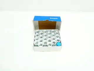 BOX OF 24 SWAGELOK S-8-A-8RT STEEL PIPE ADAPTER 1/2IN NPT X 1/2IN MISOT