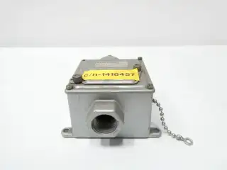 CCS 604G11 DUAL-SNAP PRESSURE SWITCH 12-150PSI 125/250/480V-AC 125V-DC
