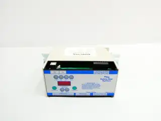 PINNACLE DR-04 NSD ZONEGUARD SAFETY MAT SYSTEM DIN-RAIL CONTROLLER MODULE