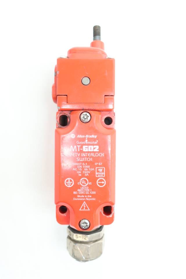 ALLEN BRADLEY MTGD2 GUARDMASTER SAFETY INTERLOCK SWITCH 240VAC D652036