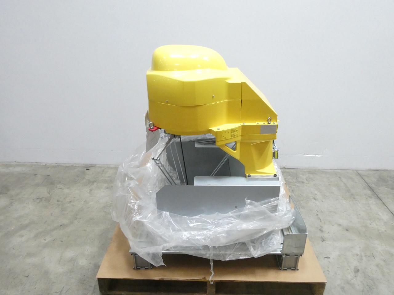 Fanuc R-J3IB A05B-1215-B612 A05B-2462-B150 M-6ib 6s Robot