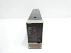 MOORE 15738-119 DIGITAL SINGLE LOOP CONTROLLER