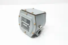 ALLEN BRADLEY 808-G4 SPEED SWITCH 15-60RPM 600V-AC