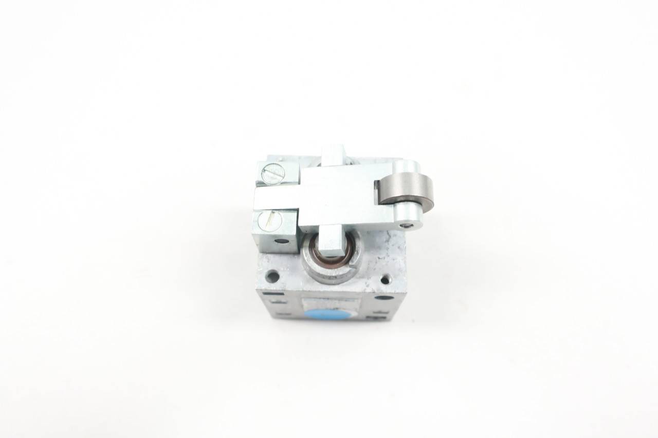 SUPPLIED IN PACK OF 1 FESTO 8996 R-5-1/4-B ROLLER LEVER VALVE