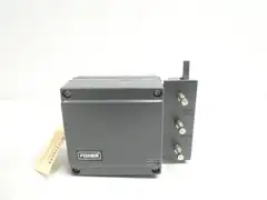 FISHER FS3582DNS-11 PNEUMATIC VALVE POSITIONER