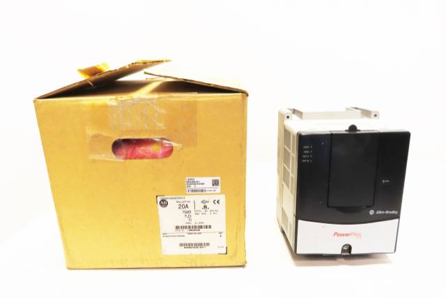 ALLEN BRADLEY 20AD5P0A0AYNANNN POWERFLEX 70 480V-AC 3HP AC VFD DRIVE R717412