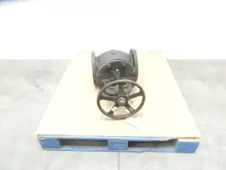 POWELL 241 MANUAL STEEL FLANGED GLOBE VALVE 6IN 125