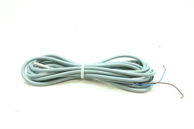 PEPPERL FUCHS NBB0.8-4M25-E2 INDUCTIVE PROXIMITY SENSOR 10-30V-DC