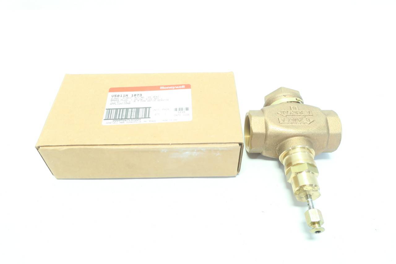 Honeywell V5011N 1073 2 Way Pneumatic Bronze 11/4in Npt Globe Valve