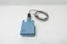 UE UNITED ELECTRIC F100-3BS TEMPERATURE SWITCH -125-500F 480V-AC thumbnail 2