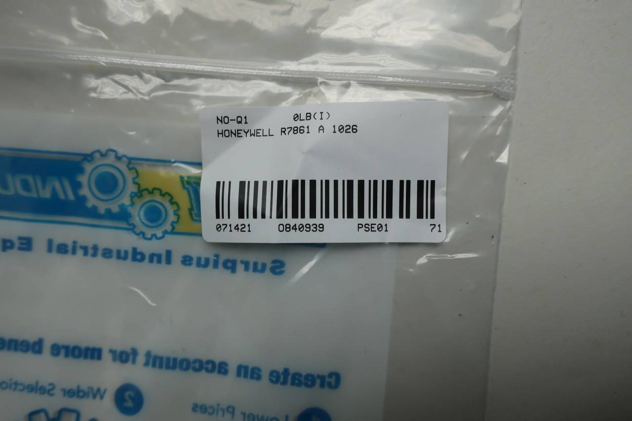 ONE New Honeywell R7861 A 1026 Self Check Ultraviolet Flame Amplifier ONE New Honeywell R7861 A 1026 Self Check Ultraviolet Flame Amplifier