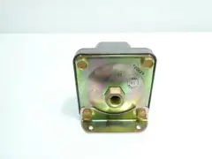 IMO D1H-A80 PRESSURE SWITCH 1/4IN 0.5-80PSI 125/250/480V-AC