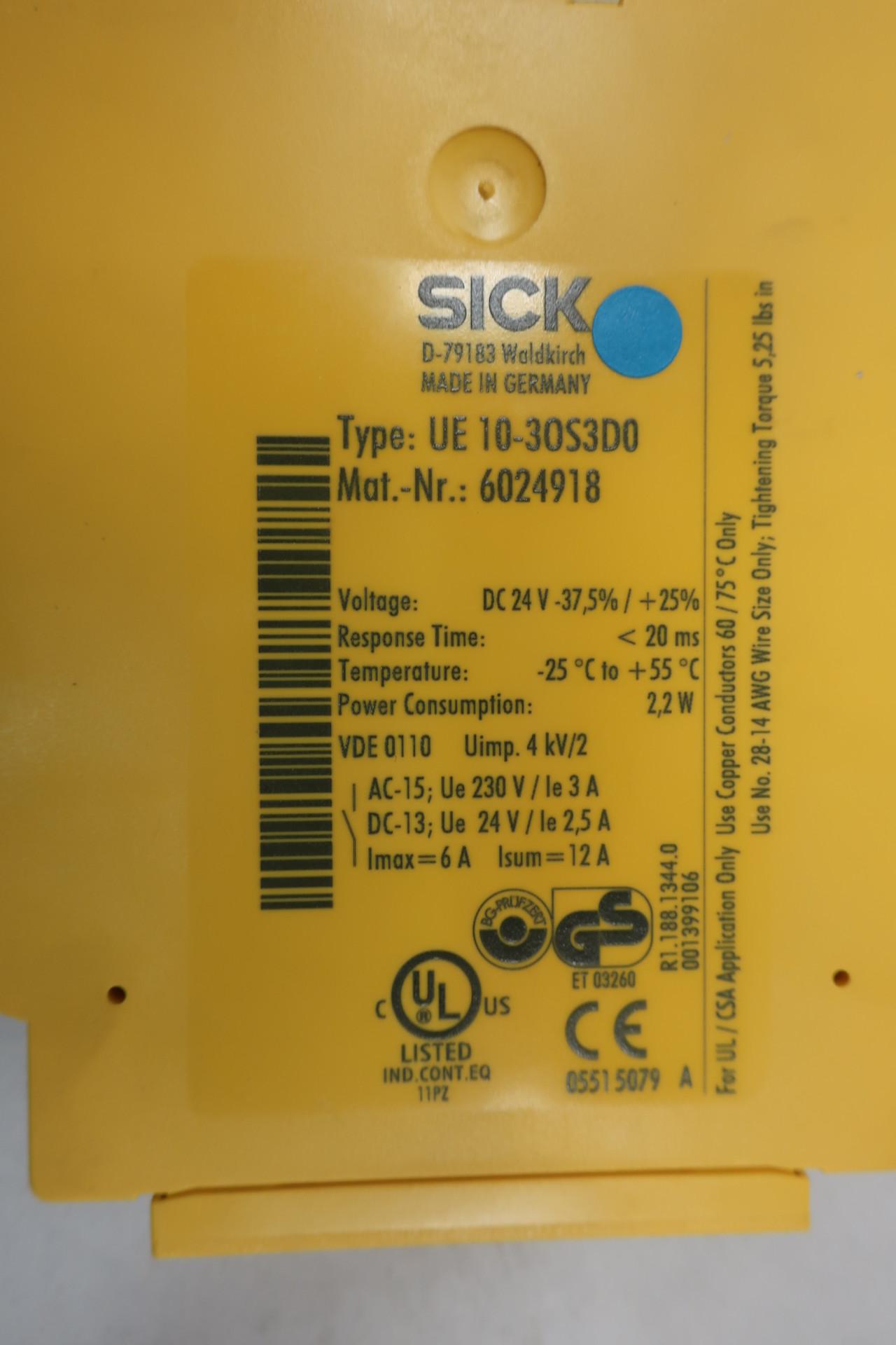 Details about   Sick UE 10-30S3D0 Safety Relay 24VDC 