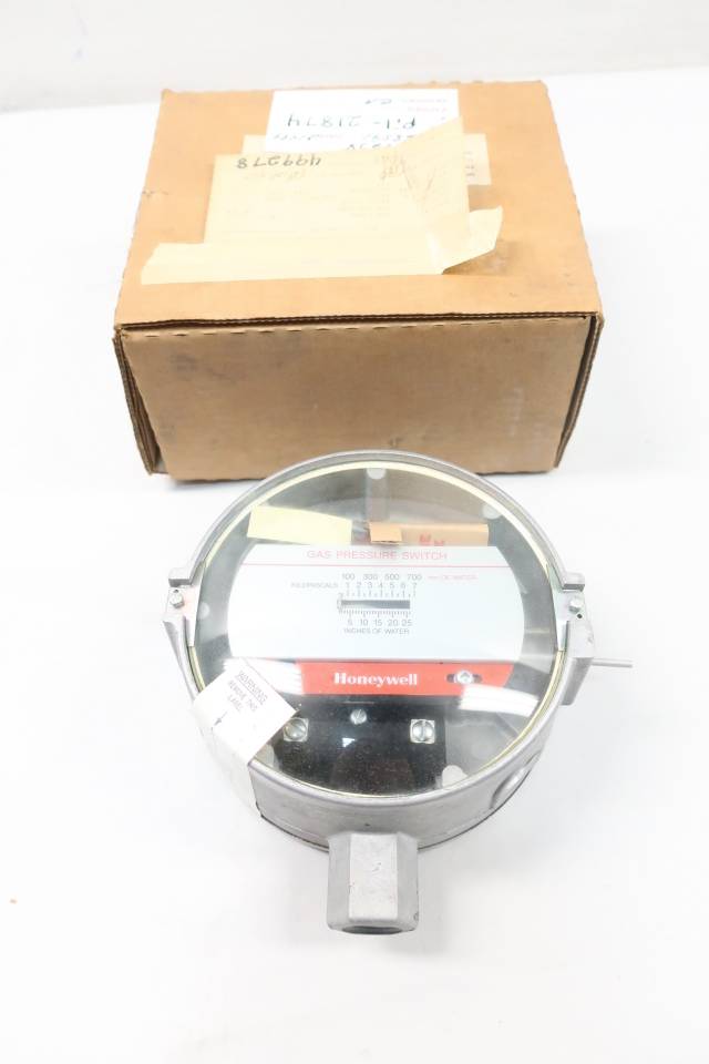 HONEYWELL C437E1004 GAS PRESSURE SWITCH 1/2IN 0-25IN-H2O 240V-AC