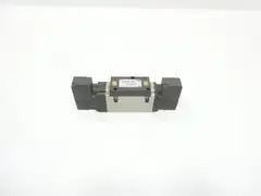 SMC NVFS3300-5FZ PNEUMATIC SOLENOID VALVE 21-26V-DC 1MPA