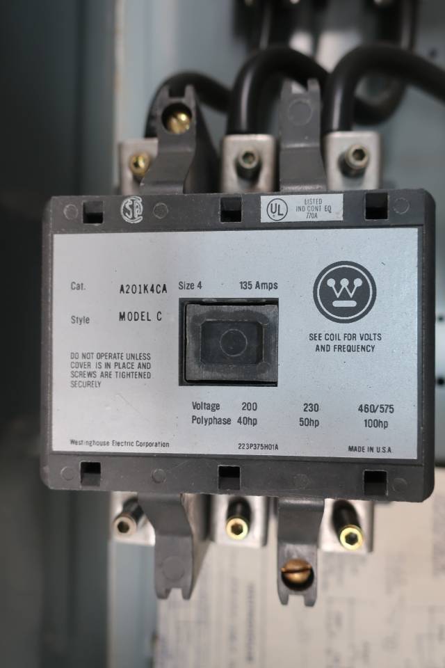 WESTINGHOUSE A204S47 FUSIBLE DISCONNECT SWITCH 3P 200A AMP 600VAC