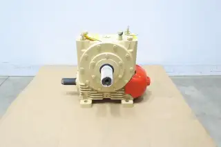 DAVID BROWN UNIVERSAL RADICON R810644/83 AA1600/U RIGHT ANGLE GEAR REDUCER 30:1