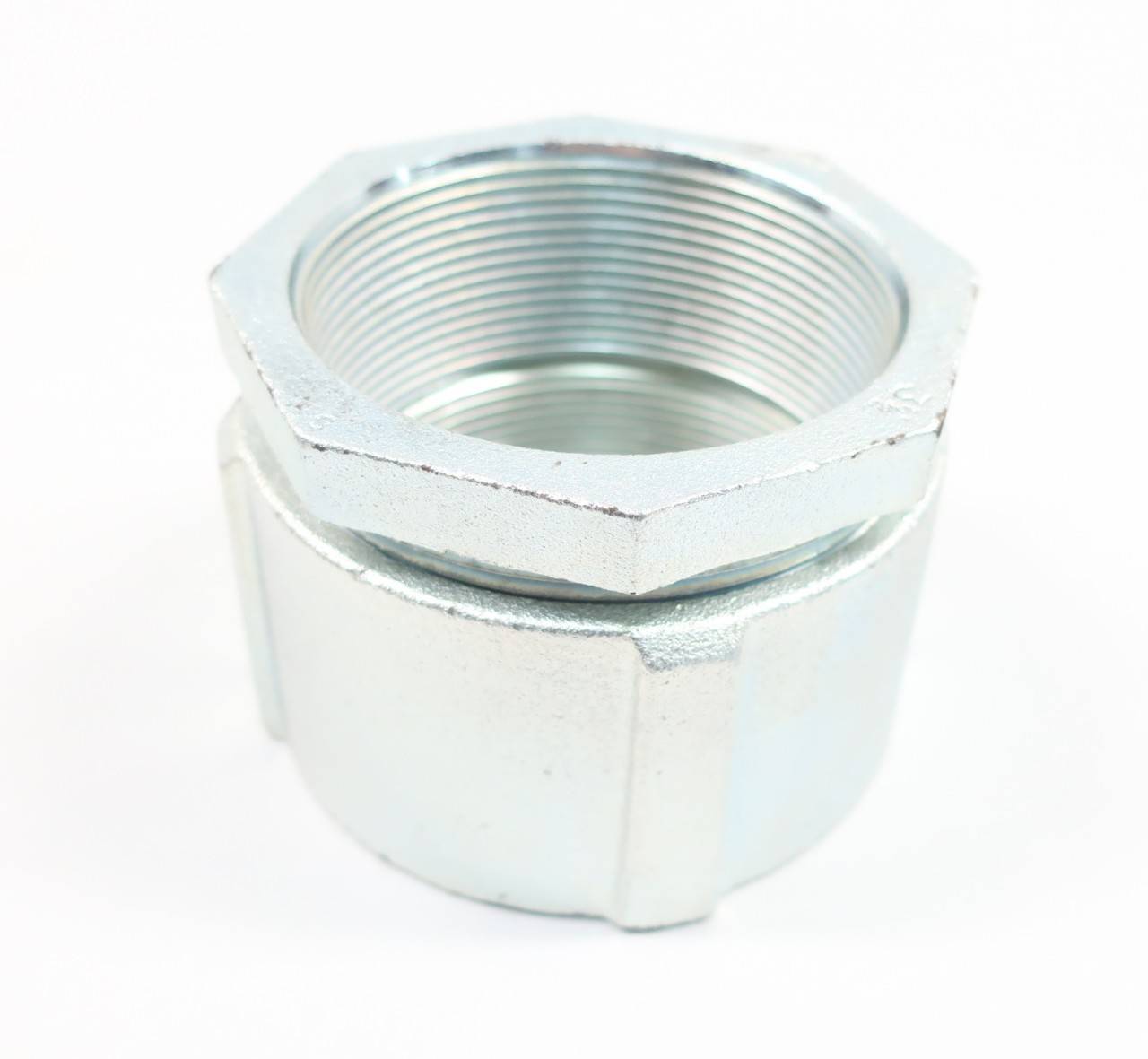 CROUSE HINDS 198 3-1/2IN Three Piece Iron Coupling Conduit Fitting CROUSE HINDS 198 3-1/2IN Three Piece Iron Coupling Conduit Fitting