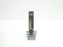 BROOKS INSTRUMENT 1350EG2BCJV1A 8800D3L2B1CA SHO-RATE FLOW METER 8.5-85LPH 1/4IN