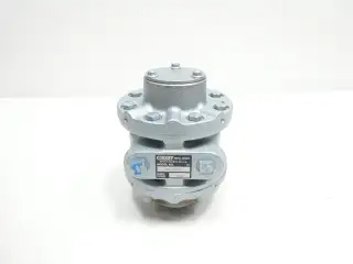 GAST 8AM-NRV-39 ROTARY VANE AIR PNEUMATIC MOTOR 1/2IN NPT 5HP 2500RPM