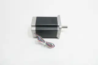 VEXTA PK5913-NAA 5-PHASE STEPPING MOTOR 2.8A AMP 2.02V-DC
