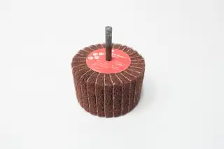 3M 80801 SCOTCH-BRITE COMBI-S WHEEL P80